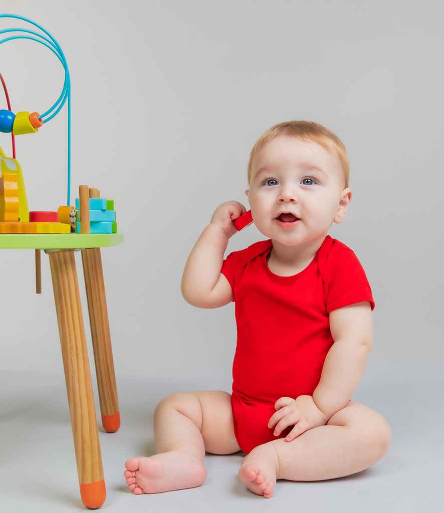 Larkwood Essential Short Sleeve Baby Bodysuit - model image