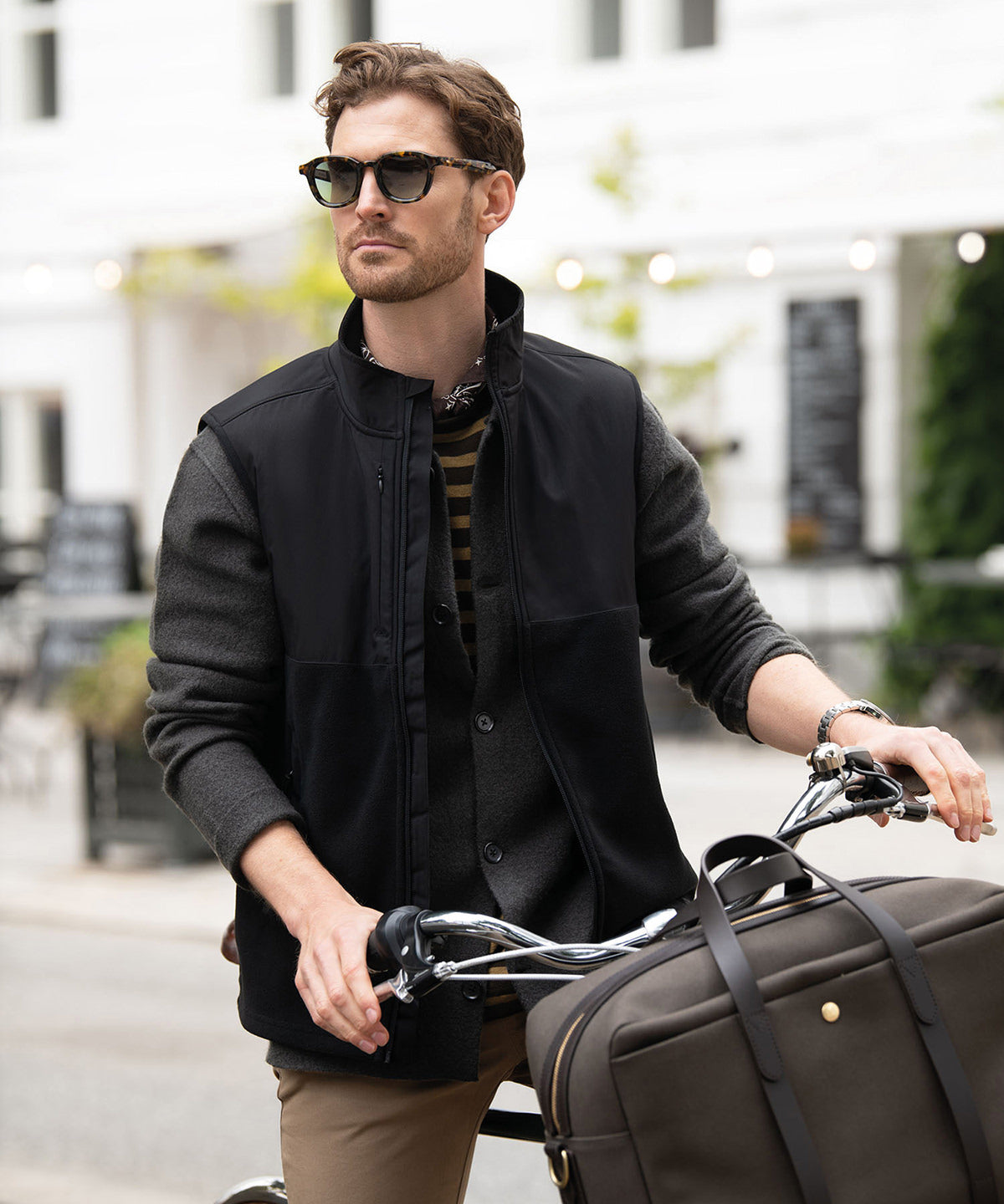 Nimbus Highland - Fashionable yoke fleece vest Black