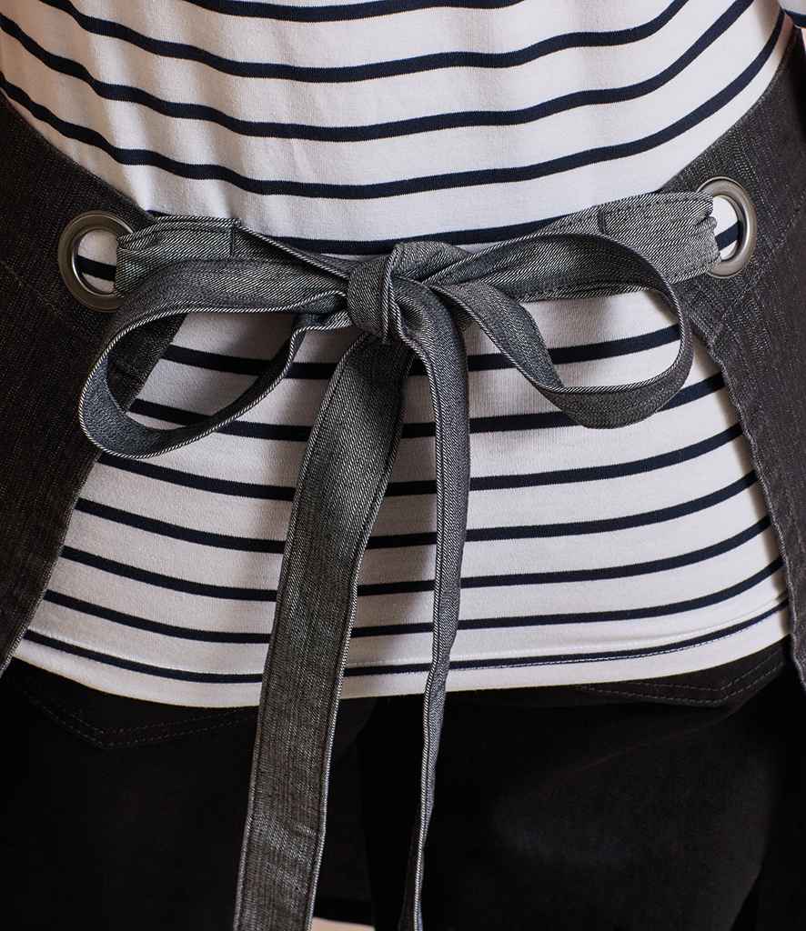 Premier Domain Waist Apron - model image