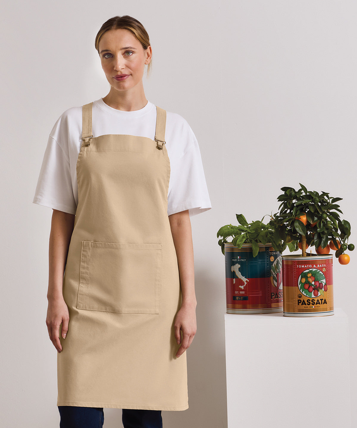 Premier Cross back 'barista' bib apron Black
