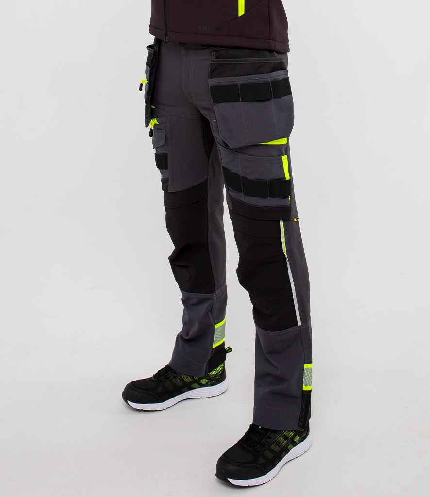 Portwest DX4™ Detachable Holster Pocket Trousers - model image