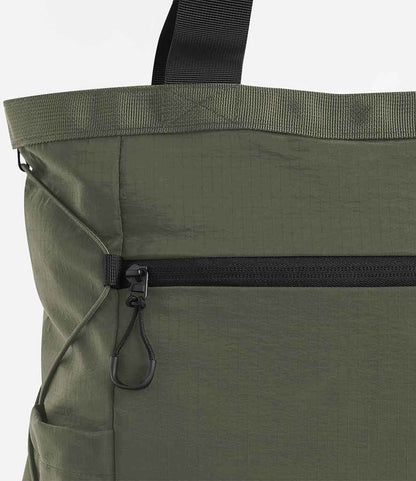 Quadra UrbanShift Tote Bag