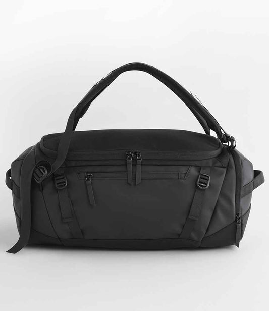 Quadra Zurich 35 Litre Hybrid Holdall - model image
