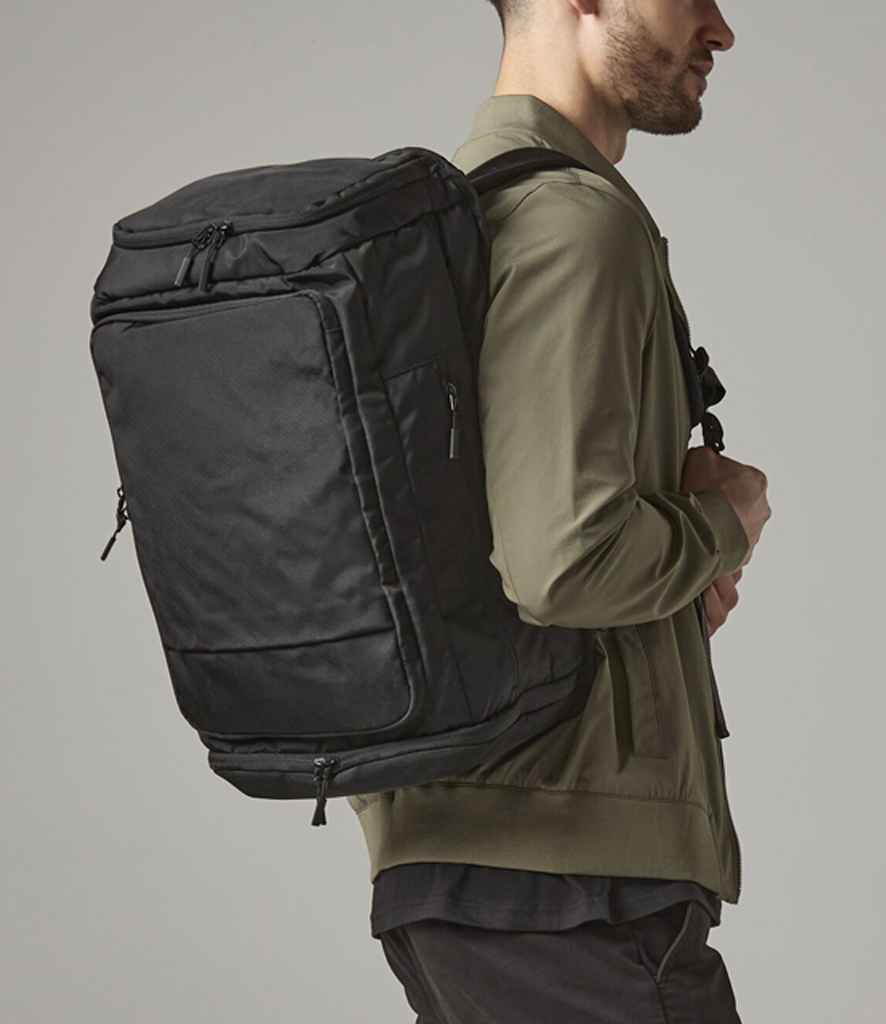 Quadra Pitch Black 72 Hour Weekender - model image