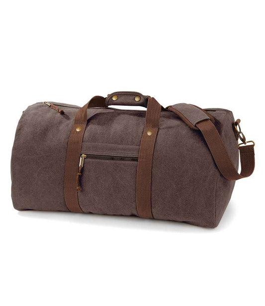 Quadra Vintage Canvas Holdall - model image