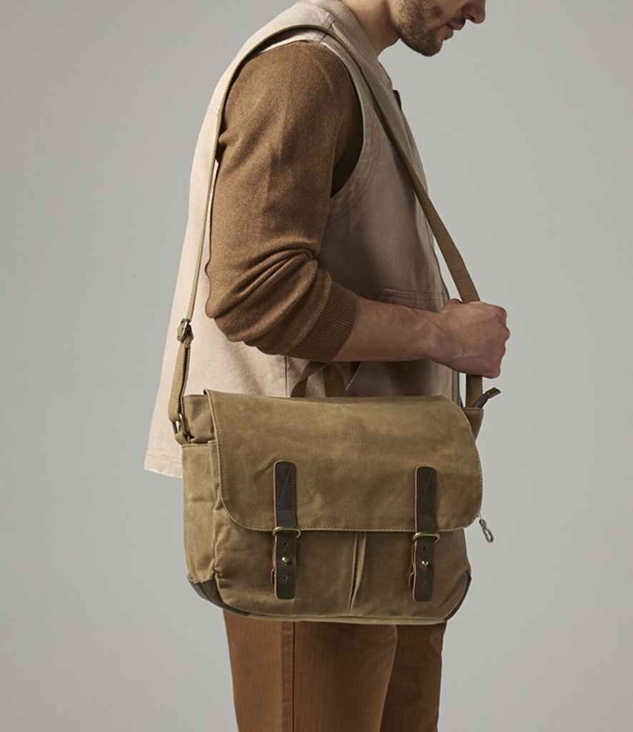 Quadra Heritage Waxed Canvas Messenger Bag - model image