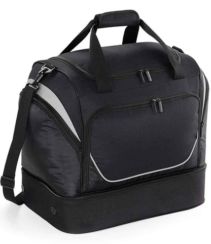 Quadra Pro Team Hardbase Holdall in Black/Light Grey