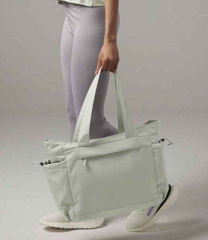 Quadra Studio Oversized Tote Bag - model image