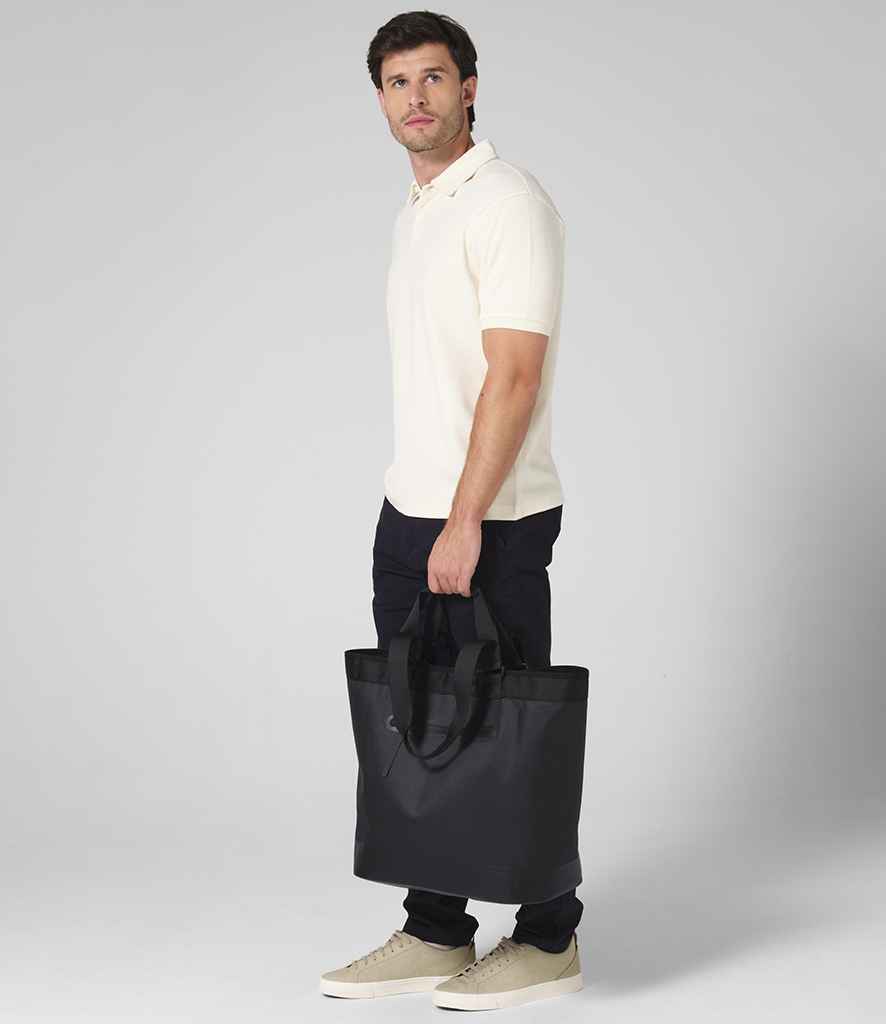 Quadra Waterproof 35 Litre Tote Bag - model image