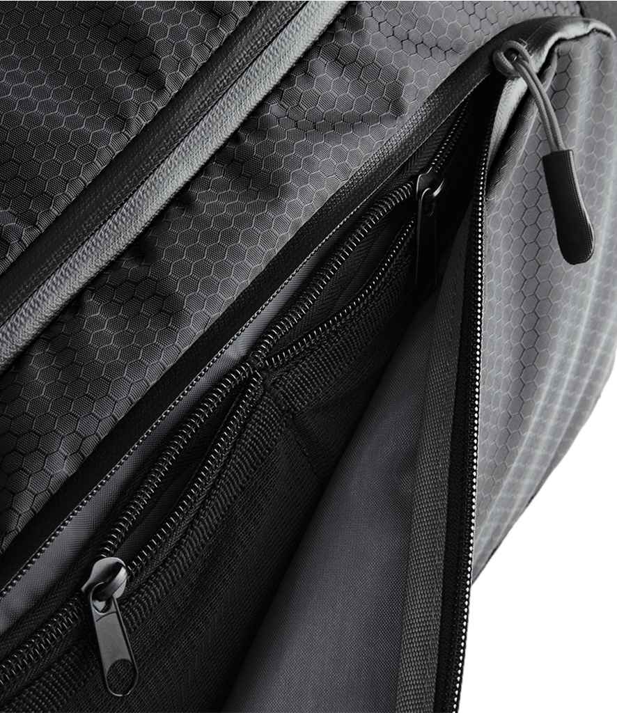 Quadra SLX 30 Litre Stowaway Carry-On