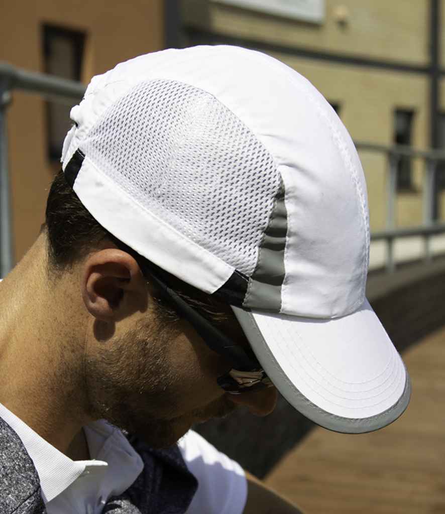 Spiro Sport Cap - model image
