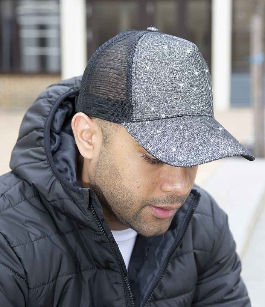 Result Core New York Sparkle Cap - model image