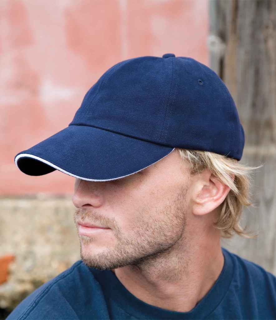 Result Memphis Sandwich Peak Cap - model image