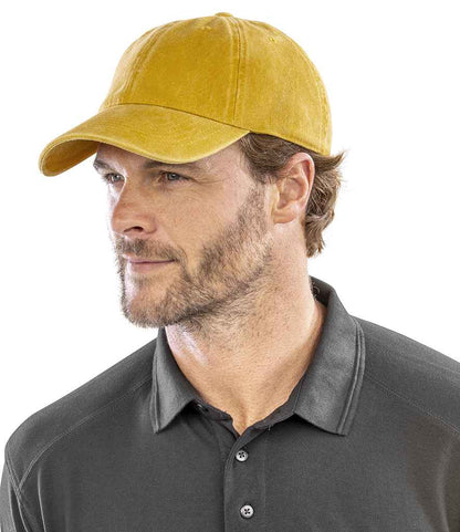 Result Core Pure Cotton Vintage Cap - model image
