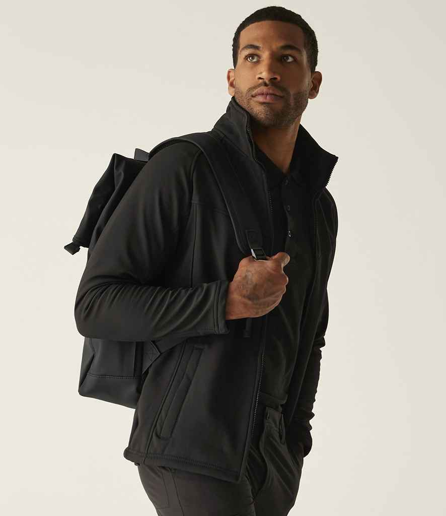 Regatta Professional Regatta Uproar Soft Shell Jacket Black/Black Lining