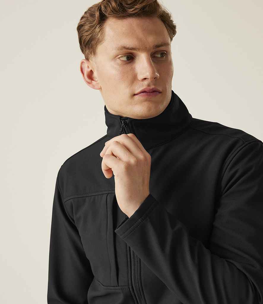 Regatta Octagon II Soft Shell Jacket - model image