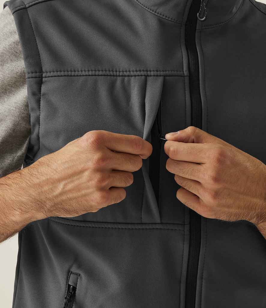 Regatta Professional Regatta Octagon II Printable Soft Shell Bodywarmer Seal Grey/Black