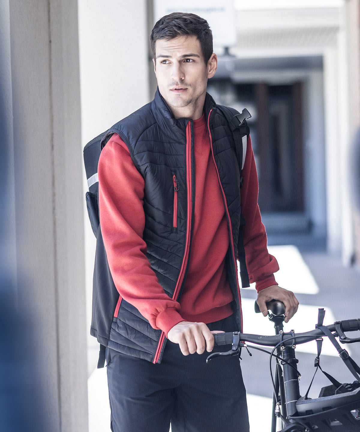 Regatta Professional Navigate hybrid bodywarmer Black/Classic Red