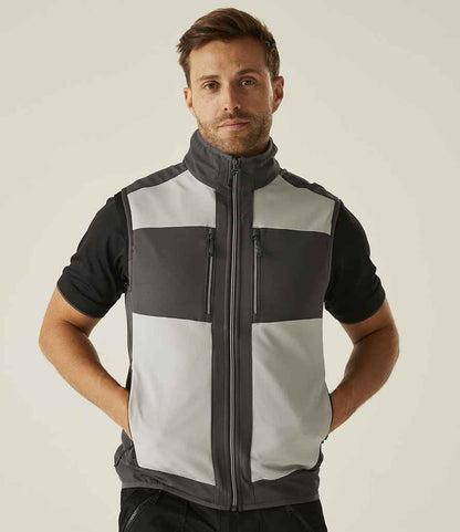 Regatta E-Volve Unisex Two Layer Soft Shell Bodywarmer - model image