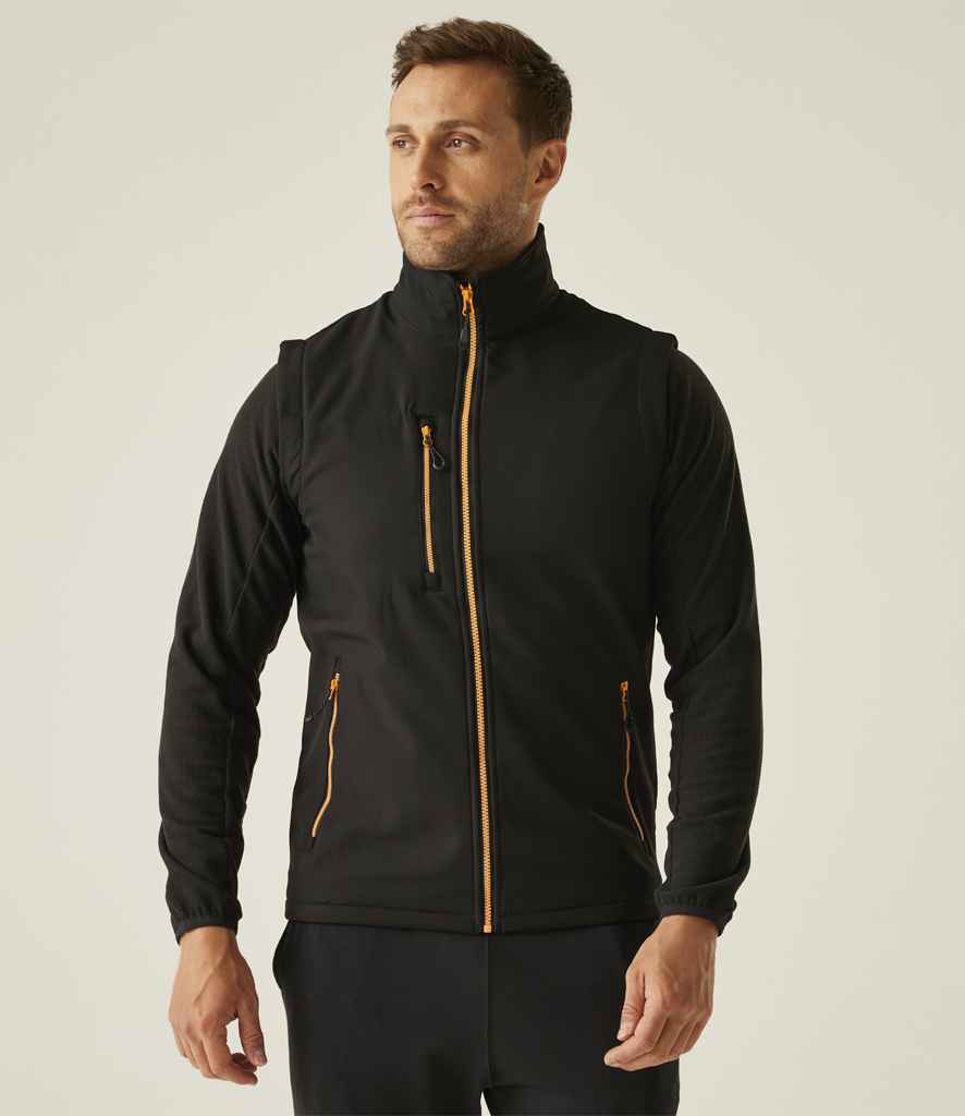 Regatta Professional Regatta Navigate Two Layer Soft Shell Bodywarmer Black/Orange Pop