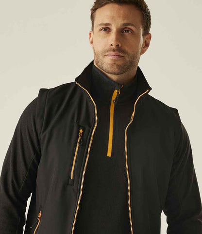 Regatta Professional Regatta Navigate Two Layer Soft Shell Bodywarmer Black/Orange Pop