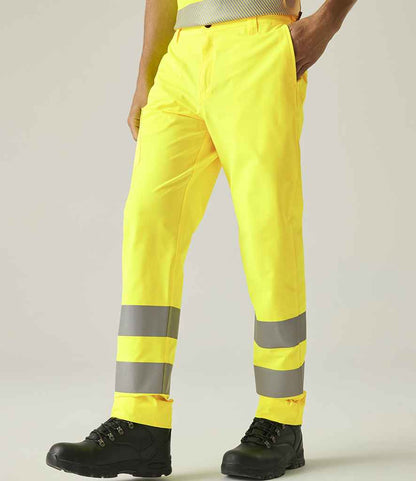 Regatta High Visibility Pro Contract Stretch Action Trousers - model image