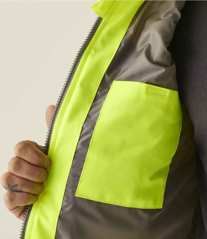 Regatta High Visibility Two Tone Thermal Baffle Bodywarmer - model image
