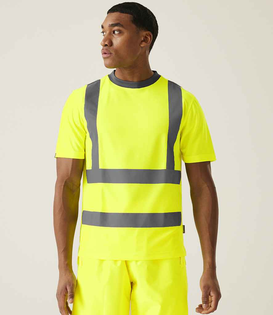 Regatta High Visibility Pro Contract T-Shirt - model image