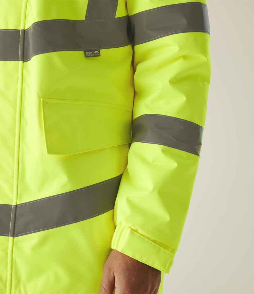 Regatta High Visibility Pro Contract Dover Parka - model image