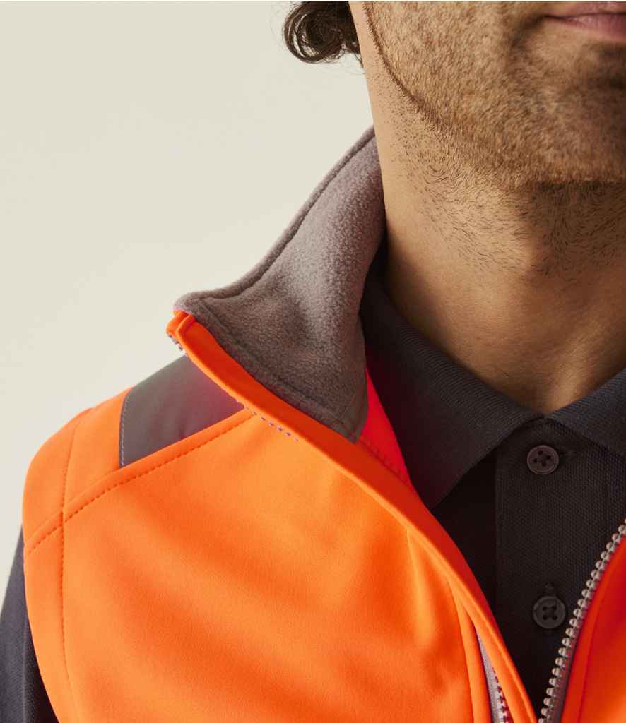 Regatta High Visibility Regatta High Visibility Pro Contract Ablaze Soft Shell Bodywarmer Orange