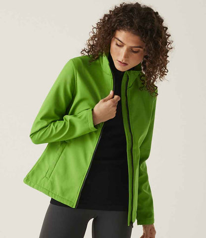 Regatta Professional Regatta Ladies Ablaze Printable Soft Shell Jacket Extreme Green/Black
