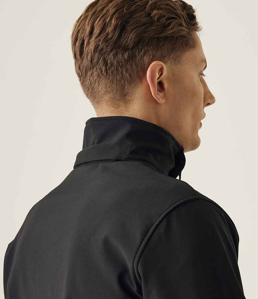 Regatta Professional Regatta Venturer Three Layer Hooded Soft Shell Jacket Black/Black