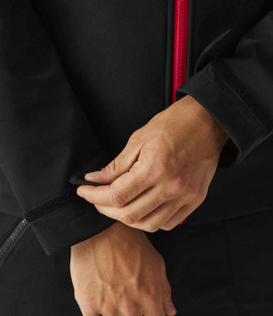 Regatta Professional Regatta Venturer Three Layer Hooded Soft Shell Jacket Black/Classic Red