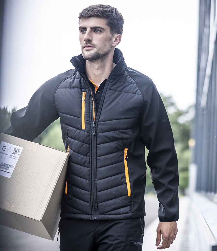 Regatta Professional Regatta Pro Universal Jacket Black/Orange Pop