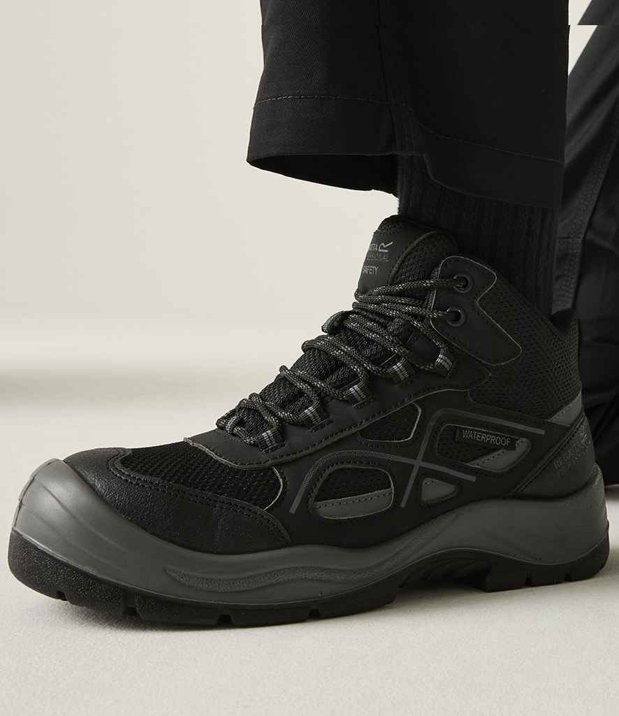 Regatta Safety Footwear Regatta Safety Footwear Limestone Waterproof S6 Boots Black/Granite