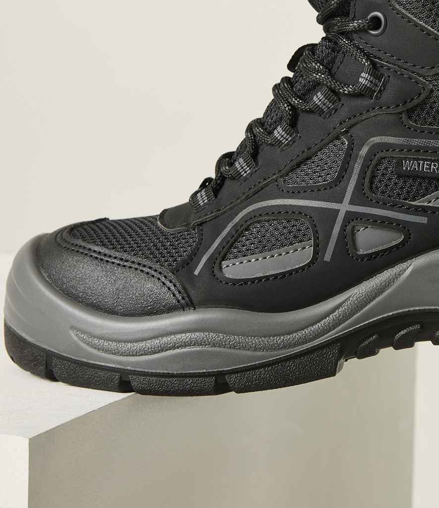 Regatta Safety Footwear Regatta Safety Footwear Limestone Waterproof S6 Boots Black/Granite