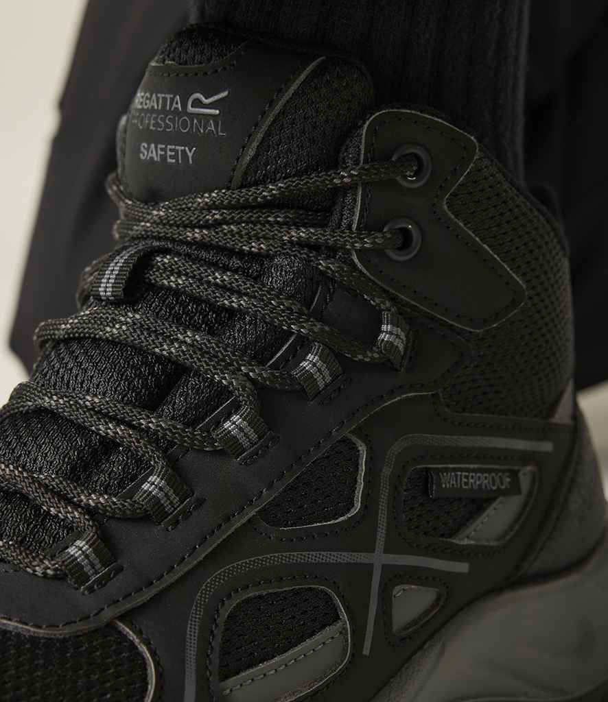Regatta Safety Footwear Regatta Safety Footwear Limestone Waterproof S6 Boots Black/Granite