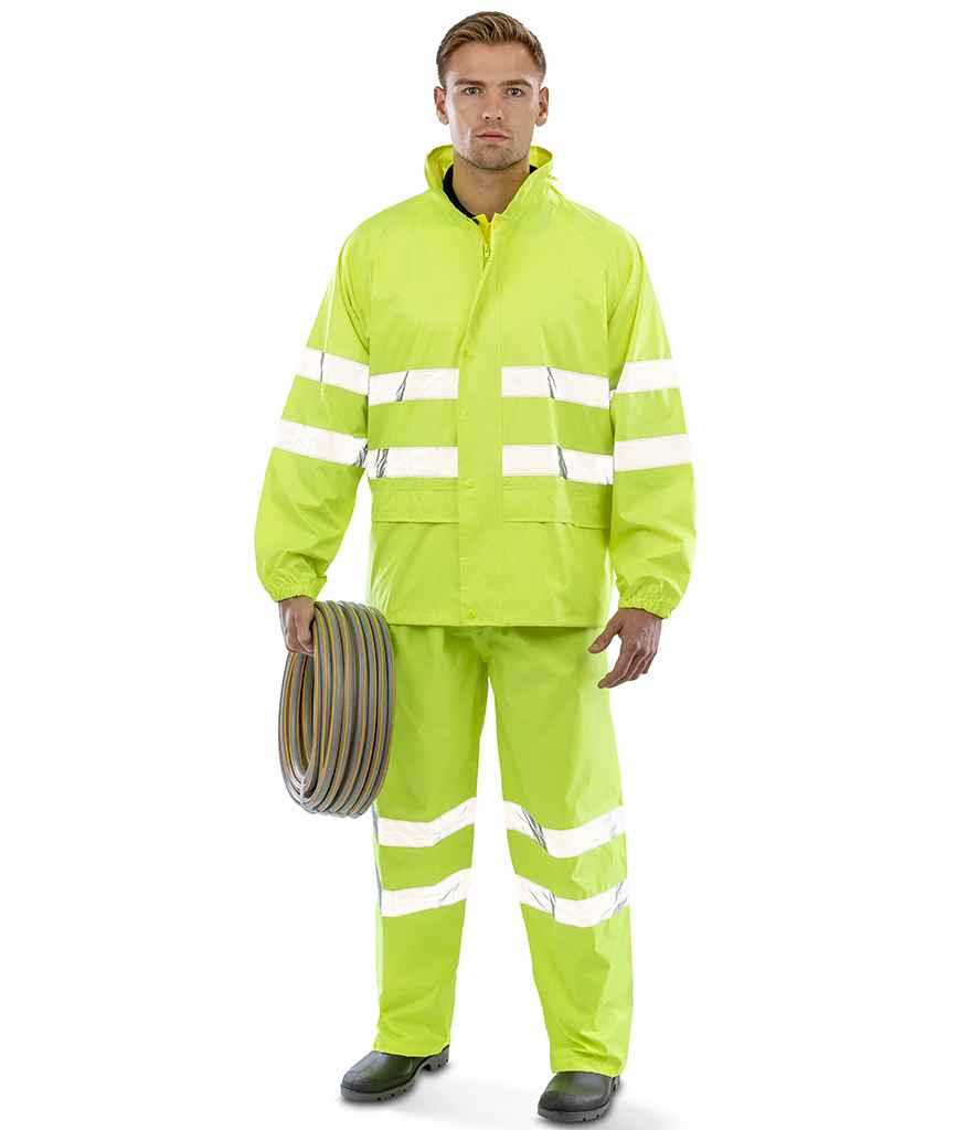 Result Safe-Guard Hi-Vis Waterproof Suit - model image