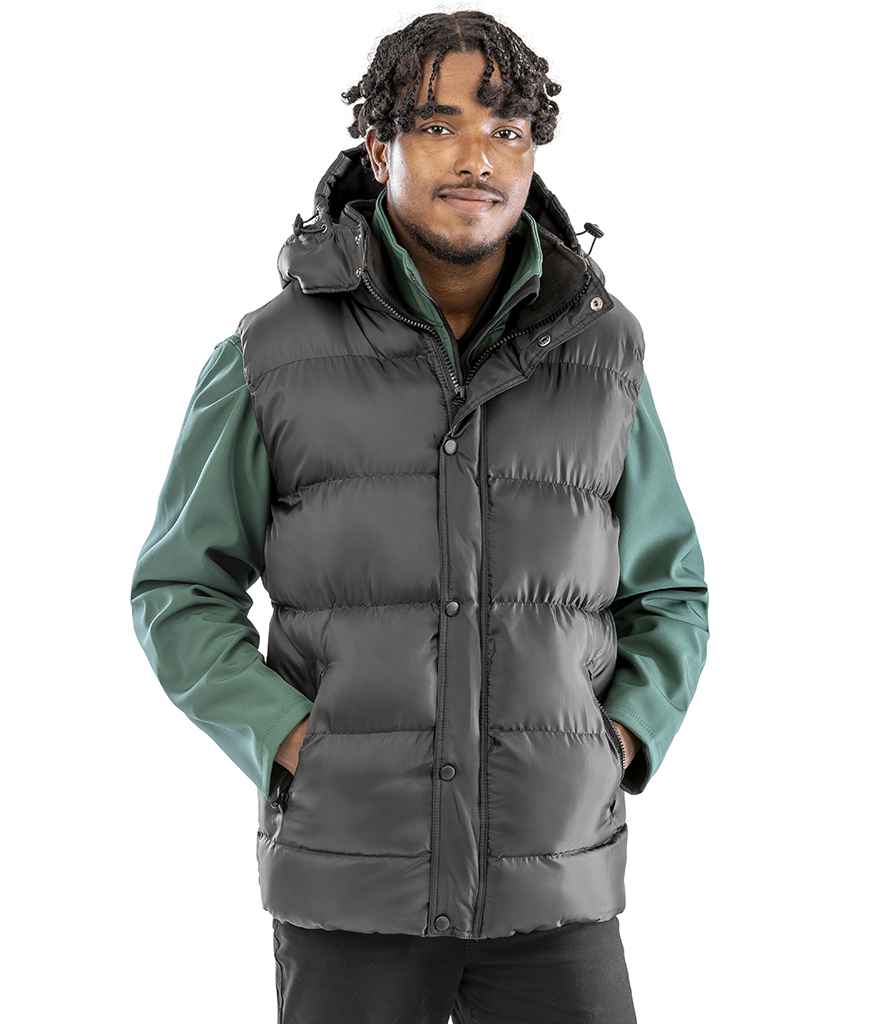 Result Core Nova Lux Padded Bodywarmer - model image