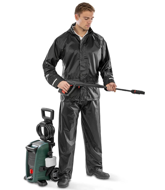 Result Core Rain Suit - Black - Model