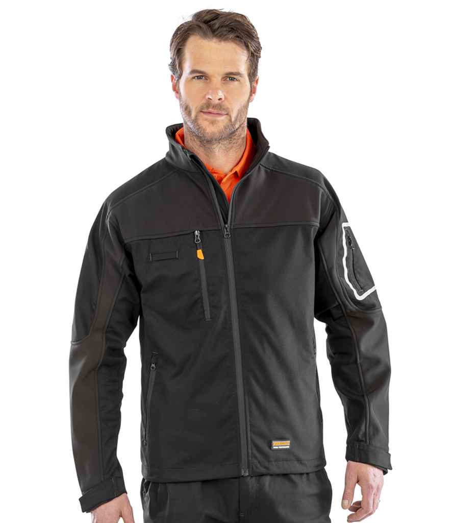Result Work-Guard Sabre Soft Shell Jacket - model image