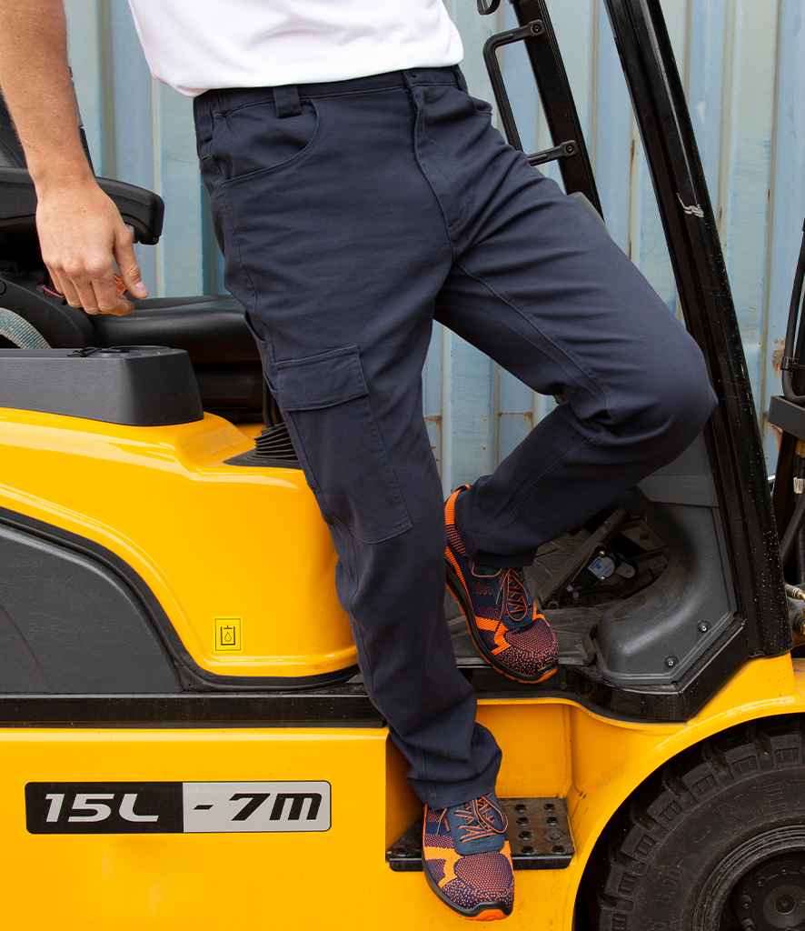 Result Work-Guard Super Stretch Slim Chino Trousers - model image
