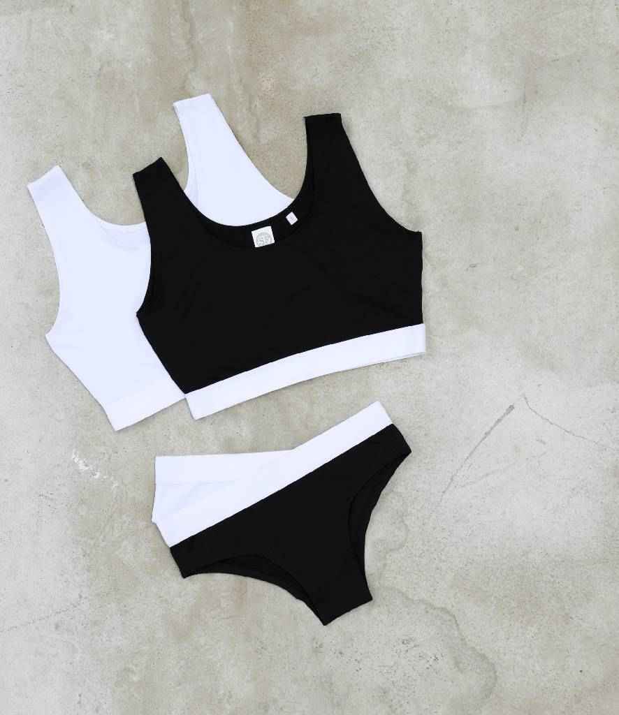 SF Clothing Ladies Fashion Crop Top in Black/White