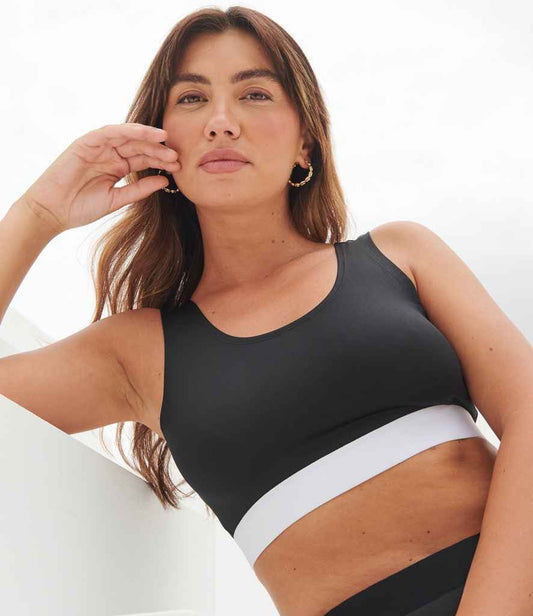 SF Clothing Ladies Fashion Crop Top - model image