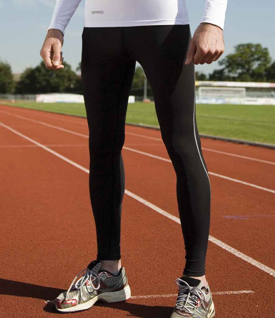 Spiro Bodyfit Base Layer Leggings - model image