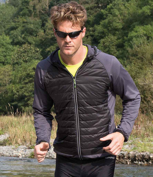 Spiro Fitness Zero Gravity Jacket - model image