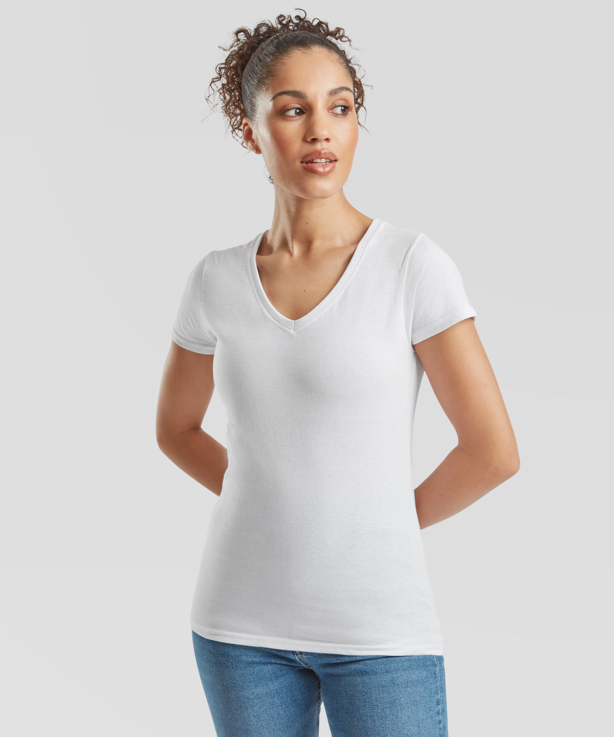 Fruit of the Loom Women's valueweight v-neck T Black