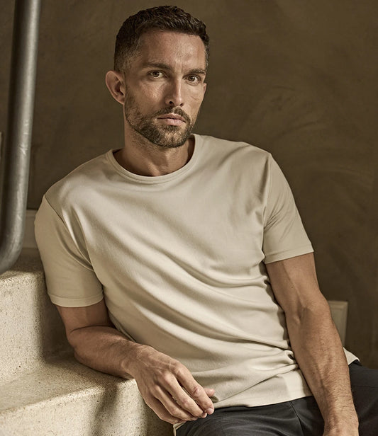 Tee Jays Interlock T-Shirt - Cement - Model