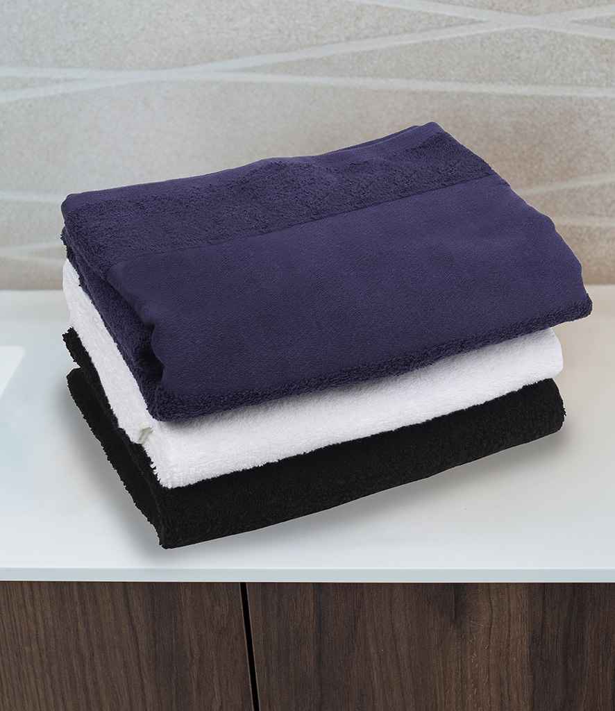 Towel City Printable Border Bath Towel - model image