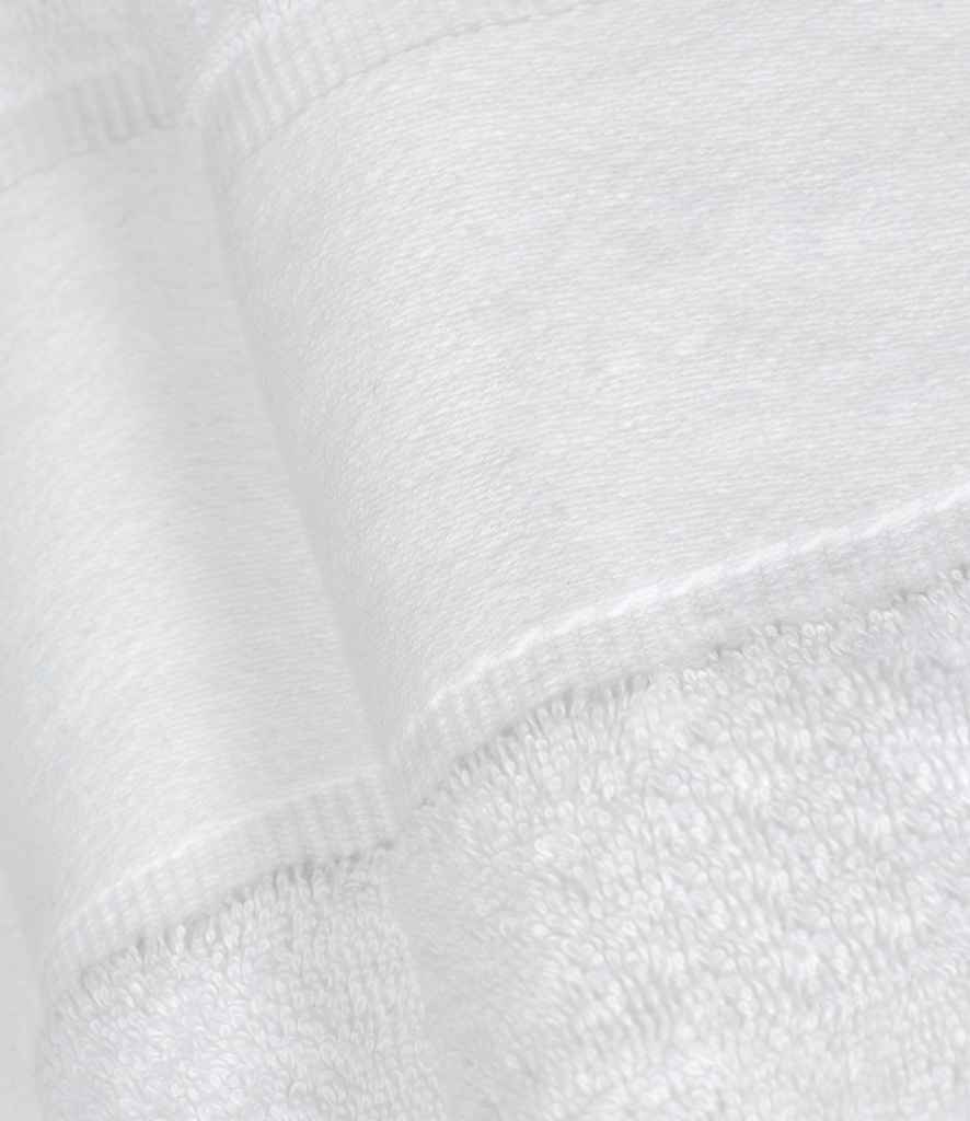 TC503 WHI DETAIL 1